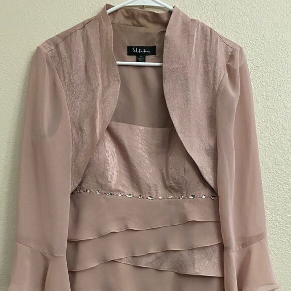 Pink Rhinestone Ruffle Mini Party Dress worn once to a wedding! Size 12 - Picture 9 of 9